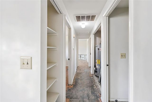 6051 Longford Road, Huber Heights, OH 45424