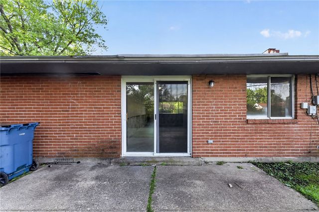 6051 Longford Road, Huber Heights, OH 45424