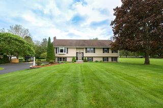 106 Willard Way, Plaistow, NH 03865