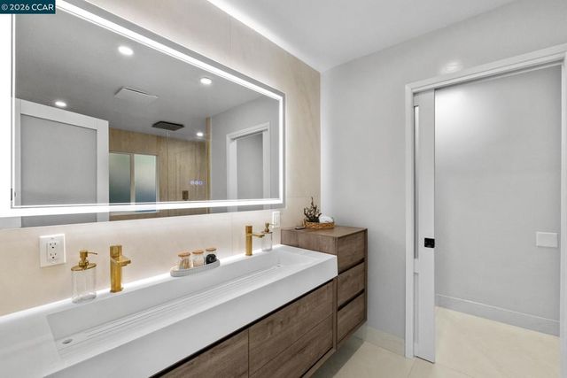 1011 Froyd Rd, Concord, CA 94521