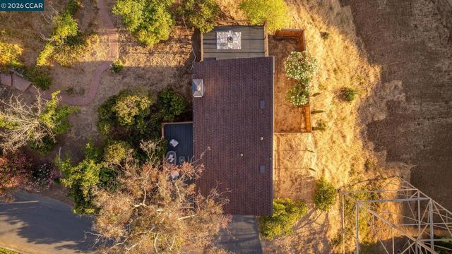 1011 Froyd Rd, Concord, CA 94521