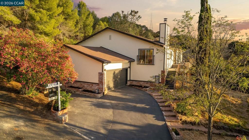 1011 Froyd Rd, Concord, CA 94521