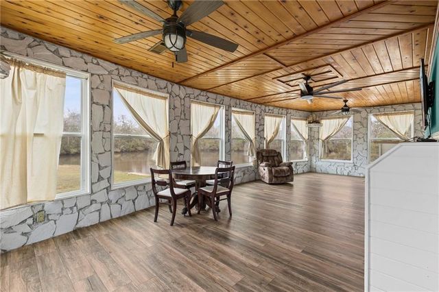 235 Baratara W Drive, Chickasaw, AL 36611