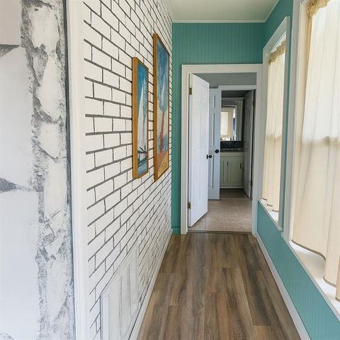 235 Baratara W Drive, Chickasaw, AL 36611