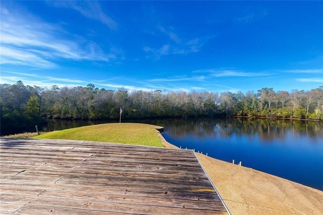 235 Baratara W Drive, Chickasaw, AL 36611