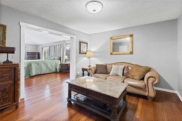 235 Baratara W Drive, Chickasaw, AL 36611