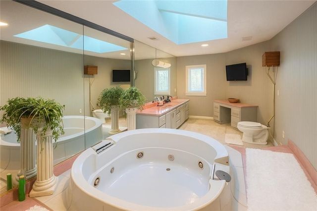 235 Baratara W Drive, Chickasaw, AL 36611