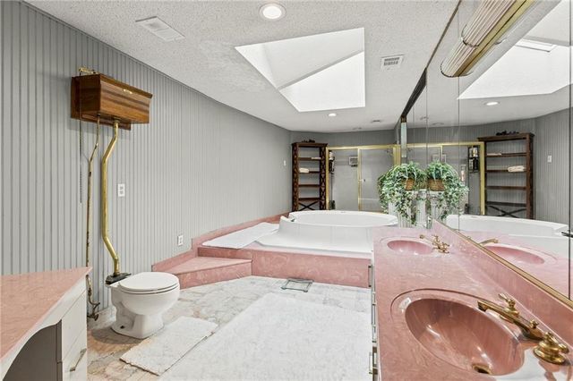 235 Baratara W Drive, Chickasaw, AL 36611