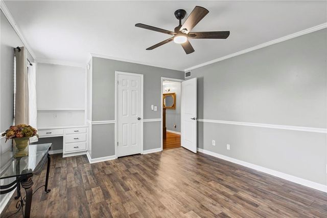 235 Baratara W Drive, Chickasaw, AL 36611