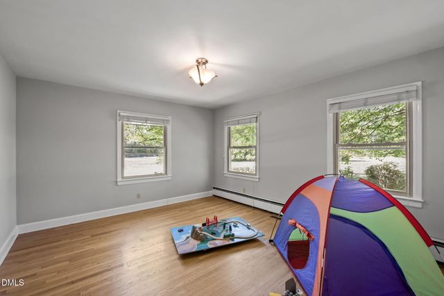 68 Oakwood Drive, Chapel Hill, NC 27517