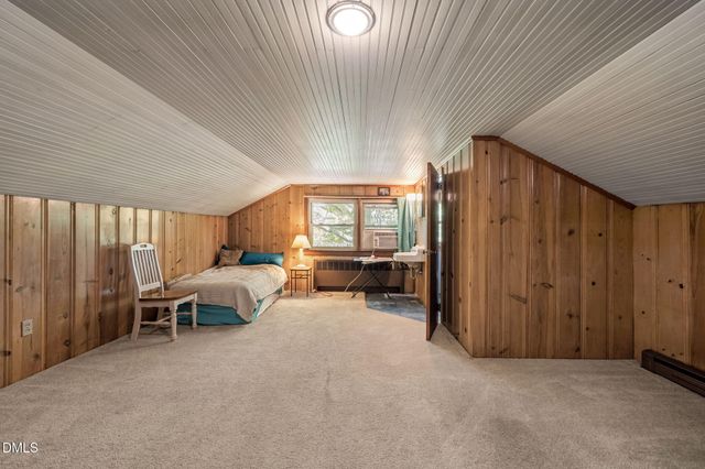 68 Oakwood Drive, Chapel Hill, NC 27517