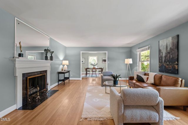 68 Oakwood Drive, Chapel Hill, NC 27517