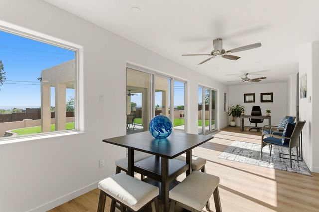 1724 Quail Run Court NE, Albuquerque, NM 87122