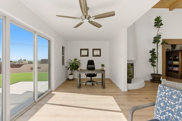 1724 Quail Run Court NE, Albuquerque, NM 87122