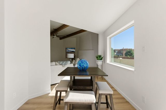1724 Quail Run Court NE, Albuquerque, NM 87122
