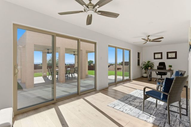 1724 Quail Run Court NE, Albuquerque, NM 87122