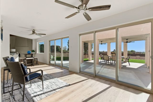 1724 Quail Run Court NE, Albuquerque, NM 87122