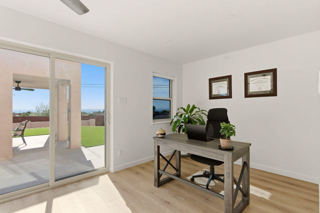 1724 Quail Run Court NE, Albuquerque, NM 87122