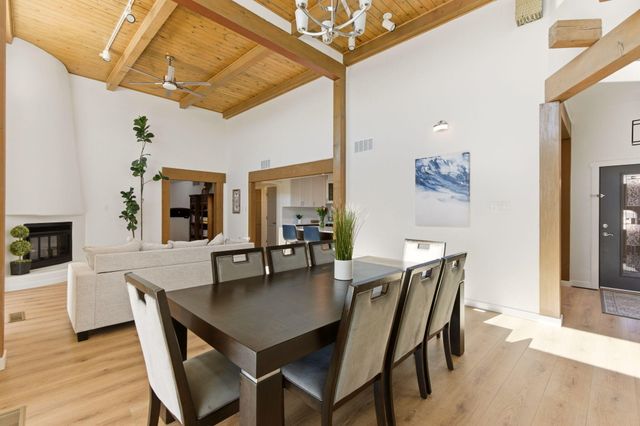 1724 Quail Run Court NE, Albuquerque, NM 87122
