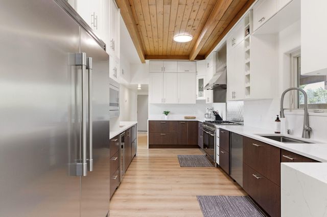 1724 Quail Run Court NE, Albuquerque, NM 87122