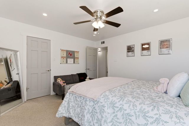 1724 Quail Run Court NE, Albuquerque, NM 87122
