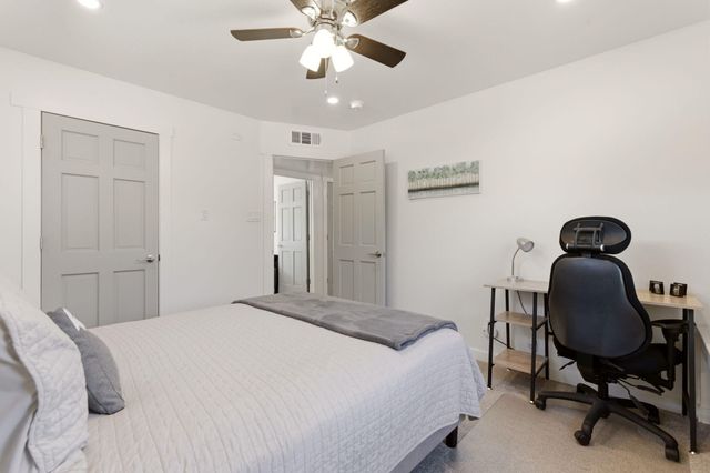 1724 Quail Run Court NE, Albuquerque, NM 87122