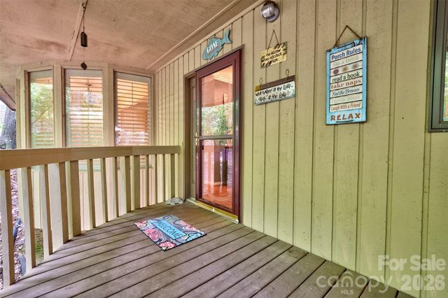 9 Cove Road, Lake Wylie, SC 29710