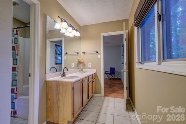 9 Cove Road, Lake Wylie, SC 29710