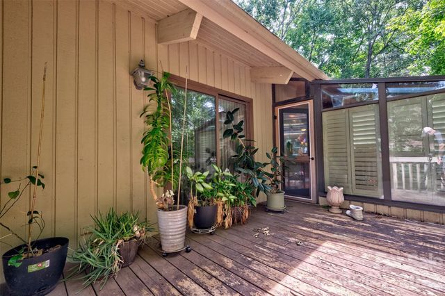 9 Cove Road, Lake Wylie, SC 29710