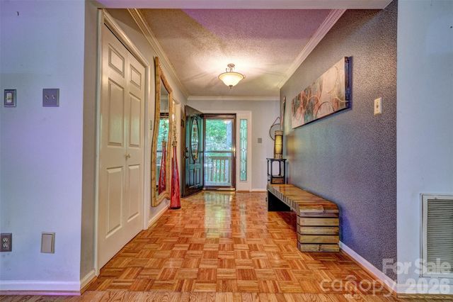 9 Cove Road, Lake Wylie, SC 29710