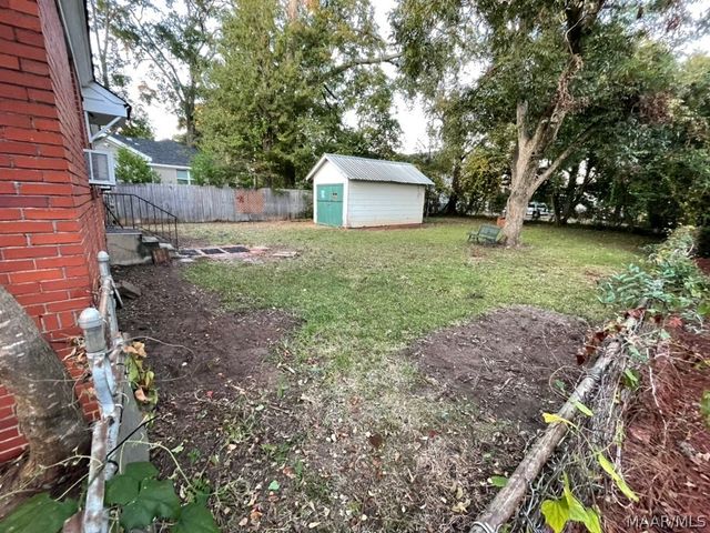 3 OAK Forest, Montgomery, AL 36109