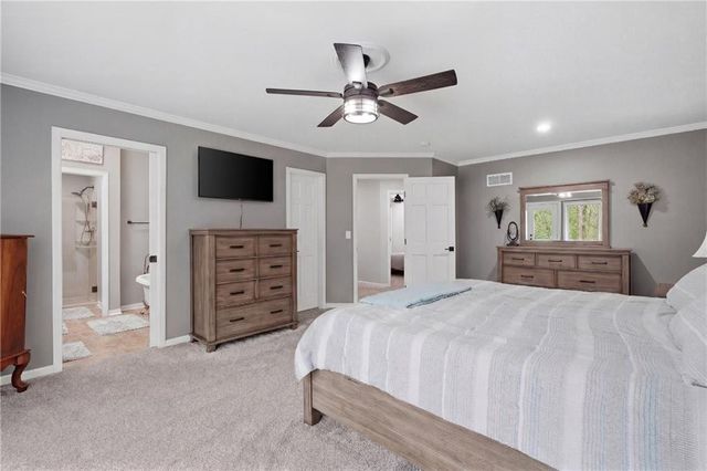 22223 159th Street, Kearney, MO 64060