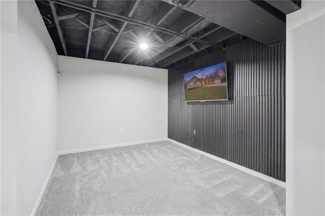 22223 159th Street, Kearney, MO 64060