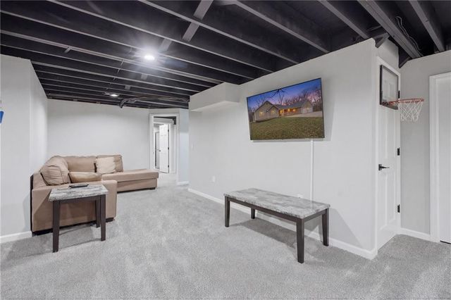 22223 159th Street, Kearney, MO 64060