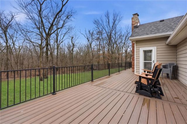 22223 159th Street, Kearney, MO 64060