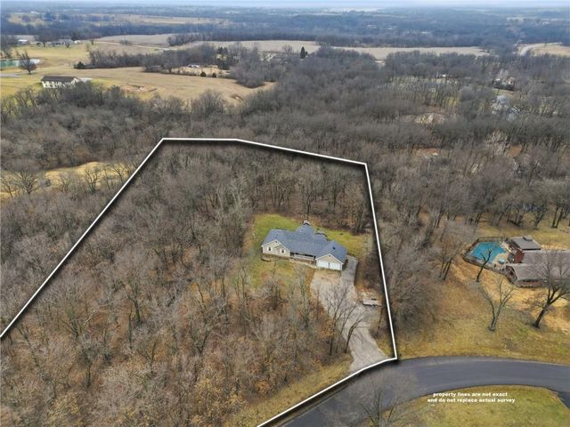 22223 159th Street, Kearney, MO 64060