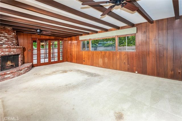 8037 Glade Avenue, Canoga Park, CA 91304