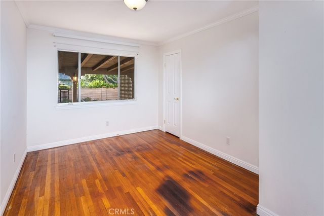 8037 Glade Avenue, Canoga Park, CA 91304