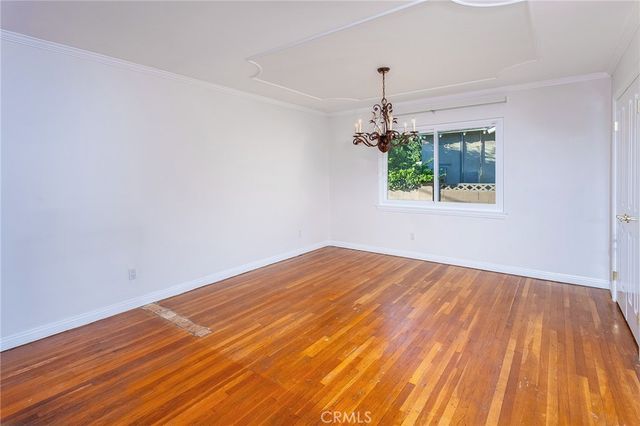 8037 Glade Avenue, Canoga Park, CA 91304
