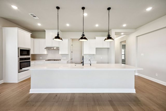 137 Cross Timbers Street, Azle, TX 76020