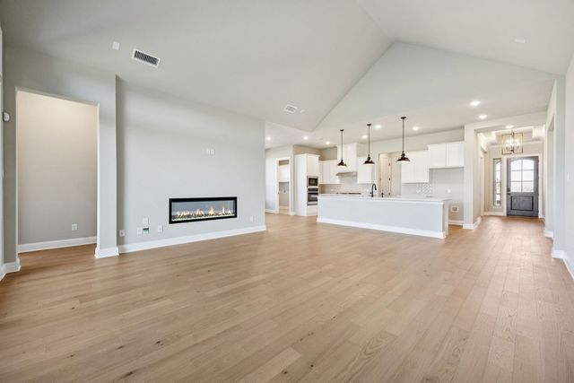 137 Cross Timbers Street, Azle, TX 76020