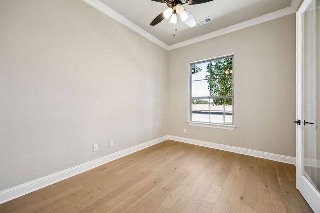 137 Cross Timbers Street, Azle, TX 76020