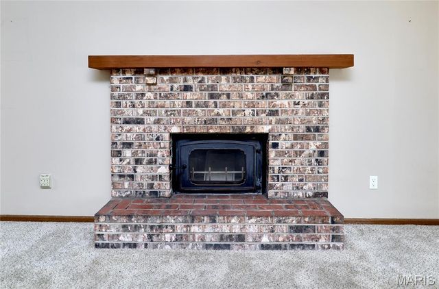 197 White Oak Trail, Winfield, MO 63389