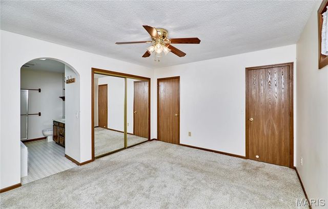 197 White Oak Trail, Winfield, MO 63389