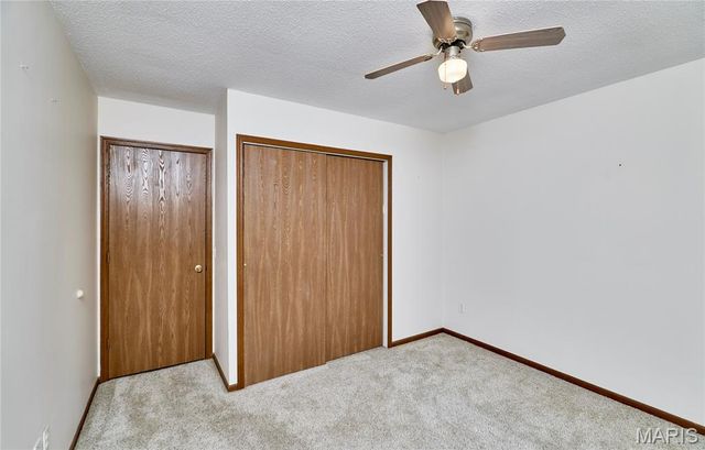 197 White Oak Trail, Winfield, MO 63389