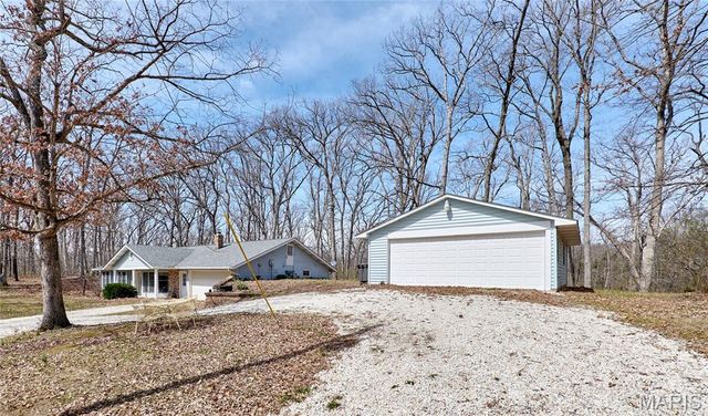 197 White Oak Trail, Winfield, MO 63389