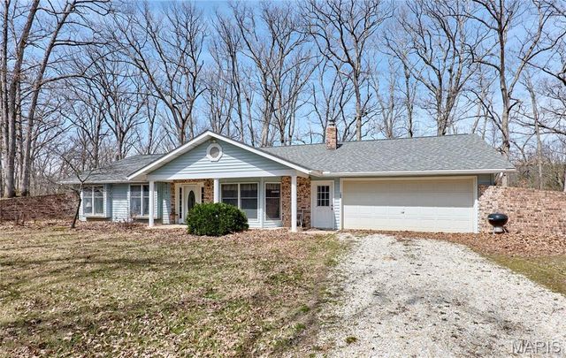 197 White Oak Trail, Winfield, MO 63389