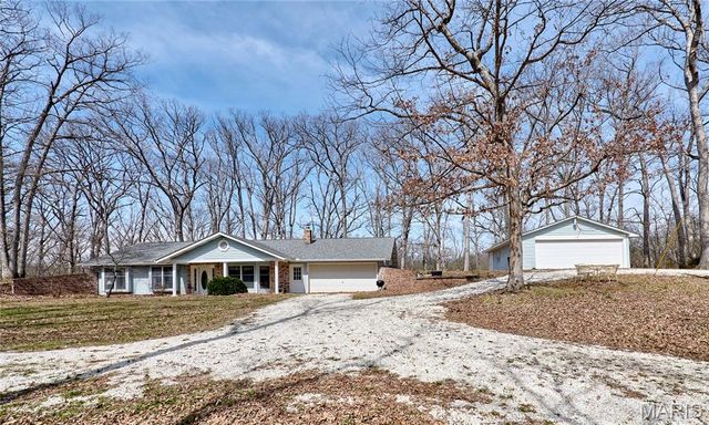 197 White Oak Trail, Winfield, MO 63389