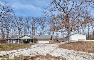 197 White Oak Trail, Winfield, MO 63389