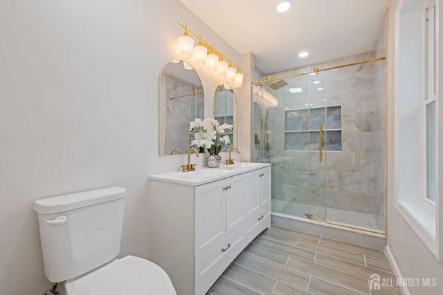56 Harvey Circle, East Brunswick, NJ 08816